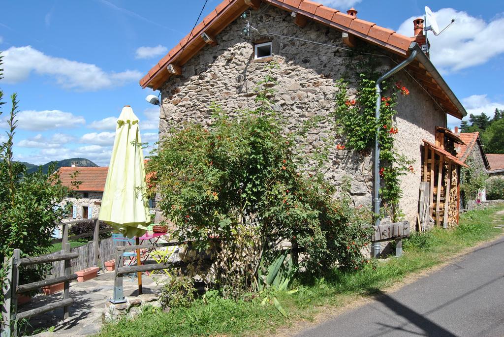 Gite De La Meille Chamalières-sur-Loir Exterior foto